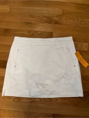 New Ruby Rd. White Stretch Athletic Skort. Size 12 Petite.
